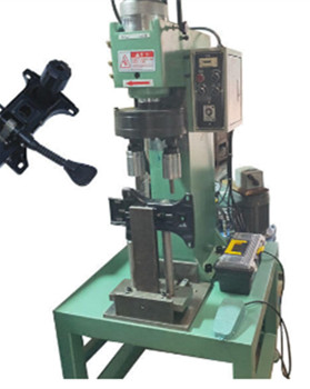 國產(chǎn)液壓鉚接機多少錢一臺？