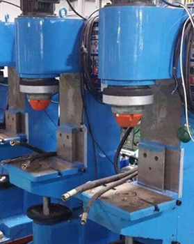 如何預(yù)防鉚接機(jī)出現(xiàn)故障？