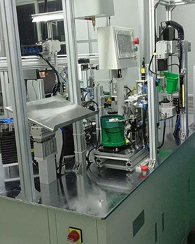 自動(dòng)送料鉚接機(jī)主要組成結(jié)構(gòu)有哪些？