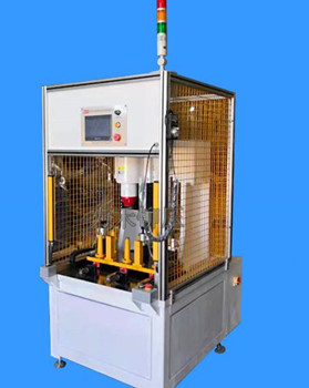 鉚接機(jī)定制時需要注意哪些？這幾個方面需留意！