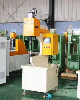 寧波徑向鉚接機廠家要怎么選擇？